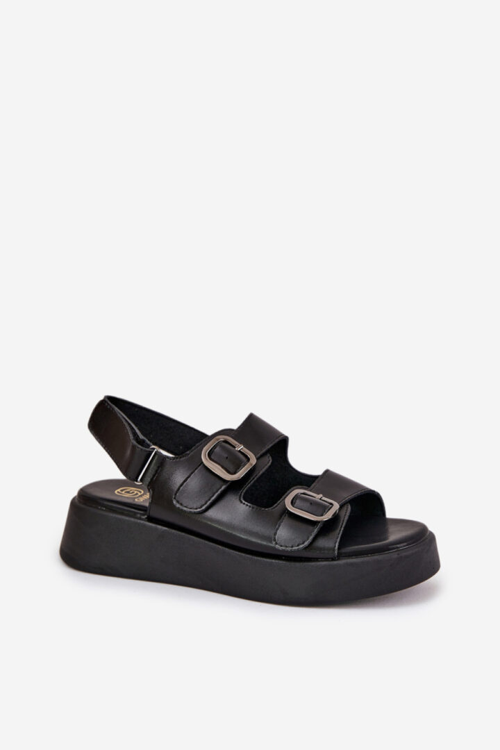 Platvormiga sandaalid, must