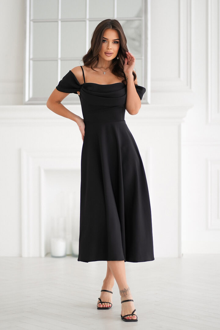 Romantiline midikleit, must
