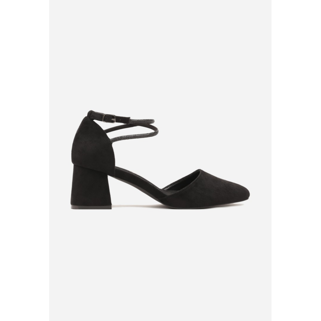 Heeled shoes, black