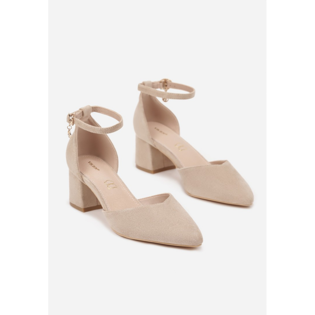 Heeled shoes, beige