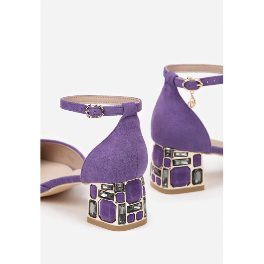 Heeled shoes, purple