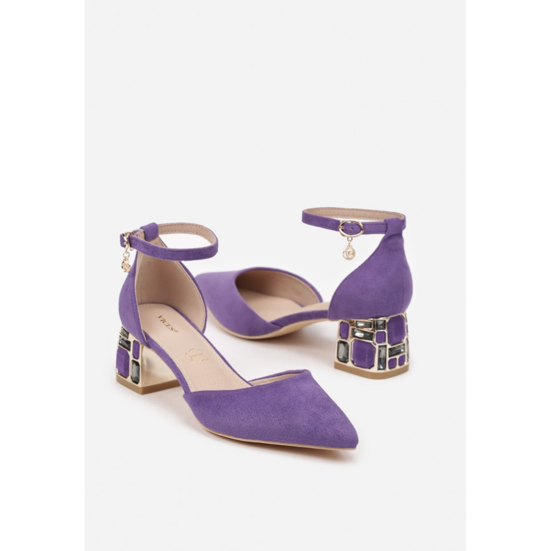 Heeled shoes, purple