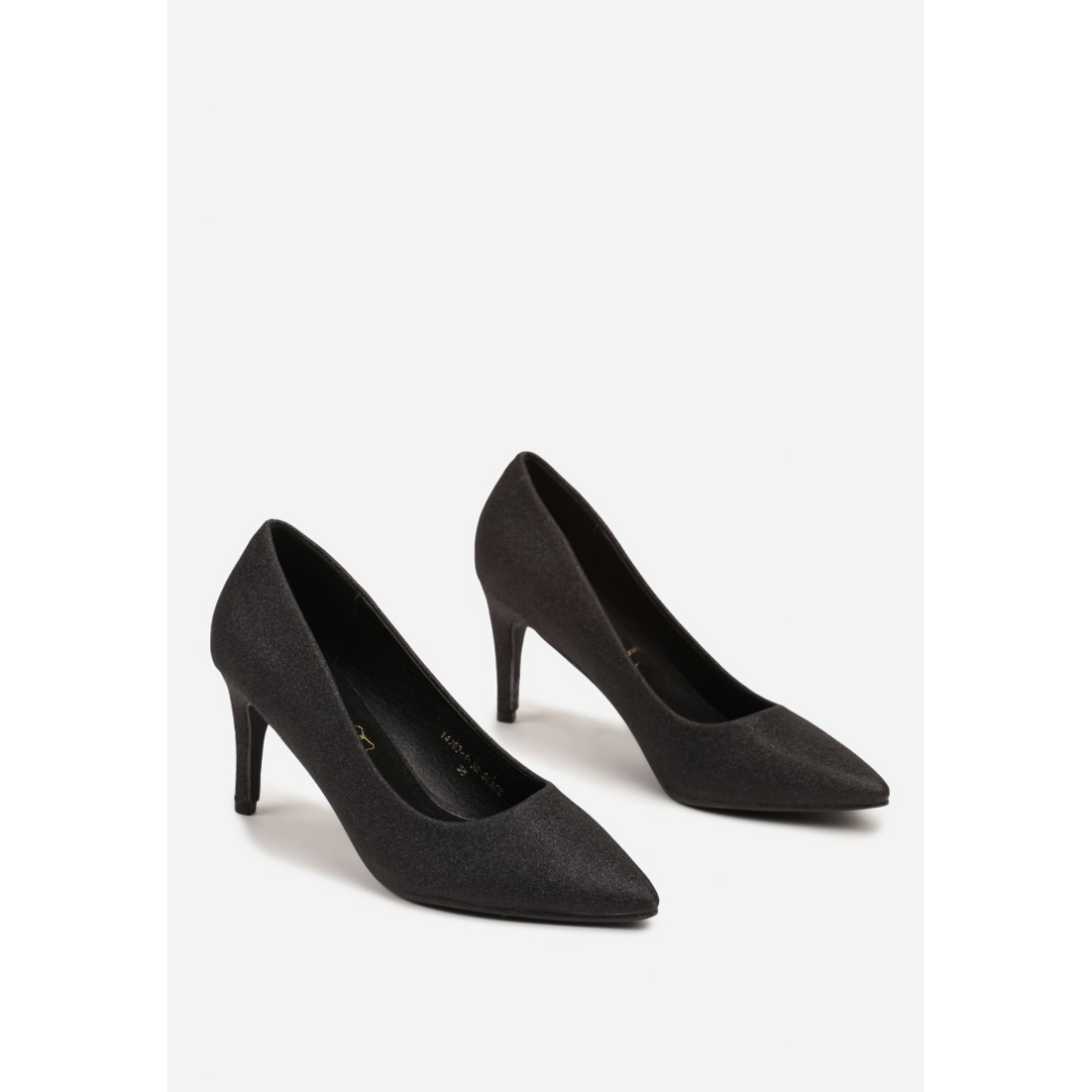 Heeled shoes, black