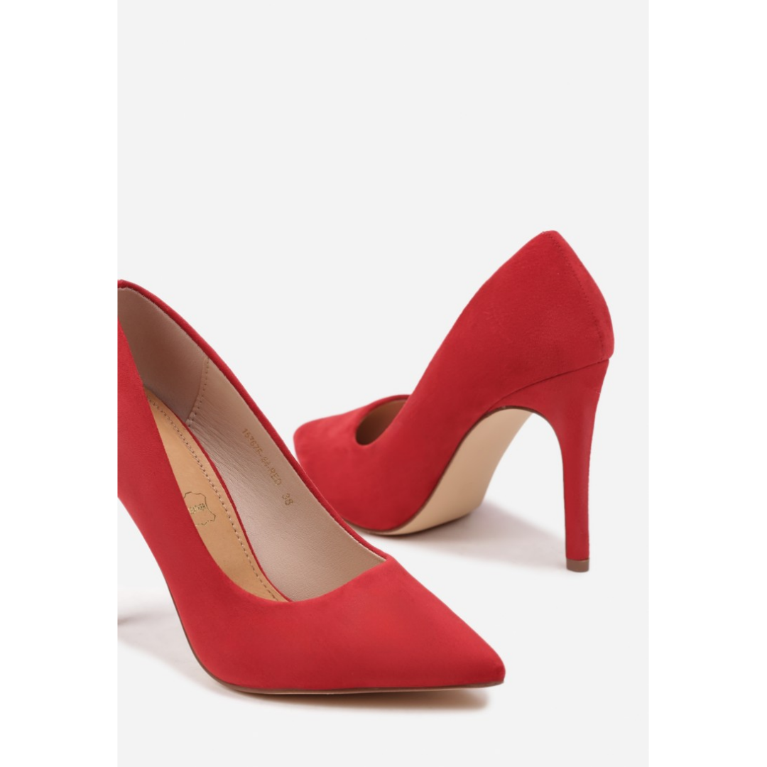 Heeled shoes, red