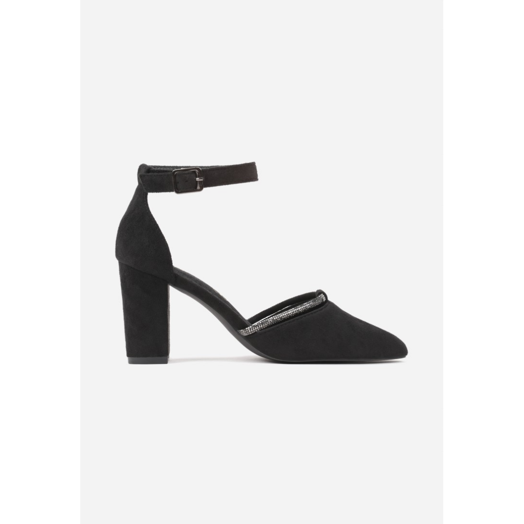 Heeled shoes, black
