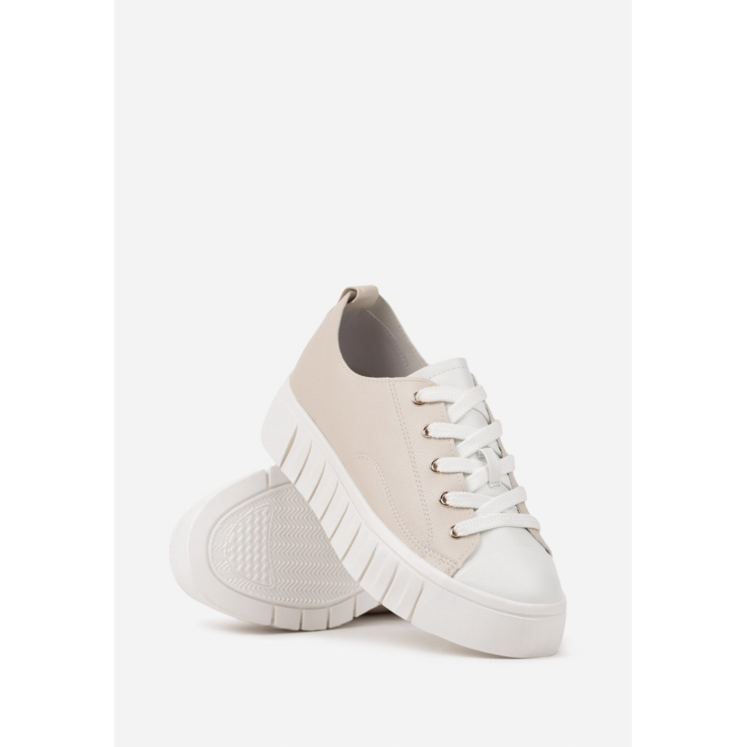 Sneakers, beige
