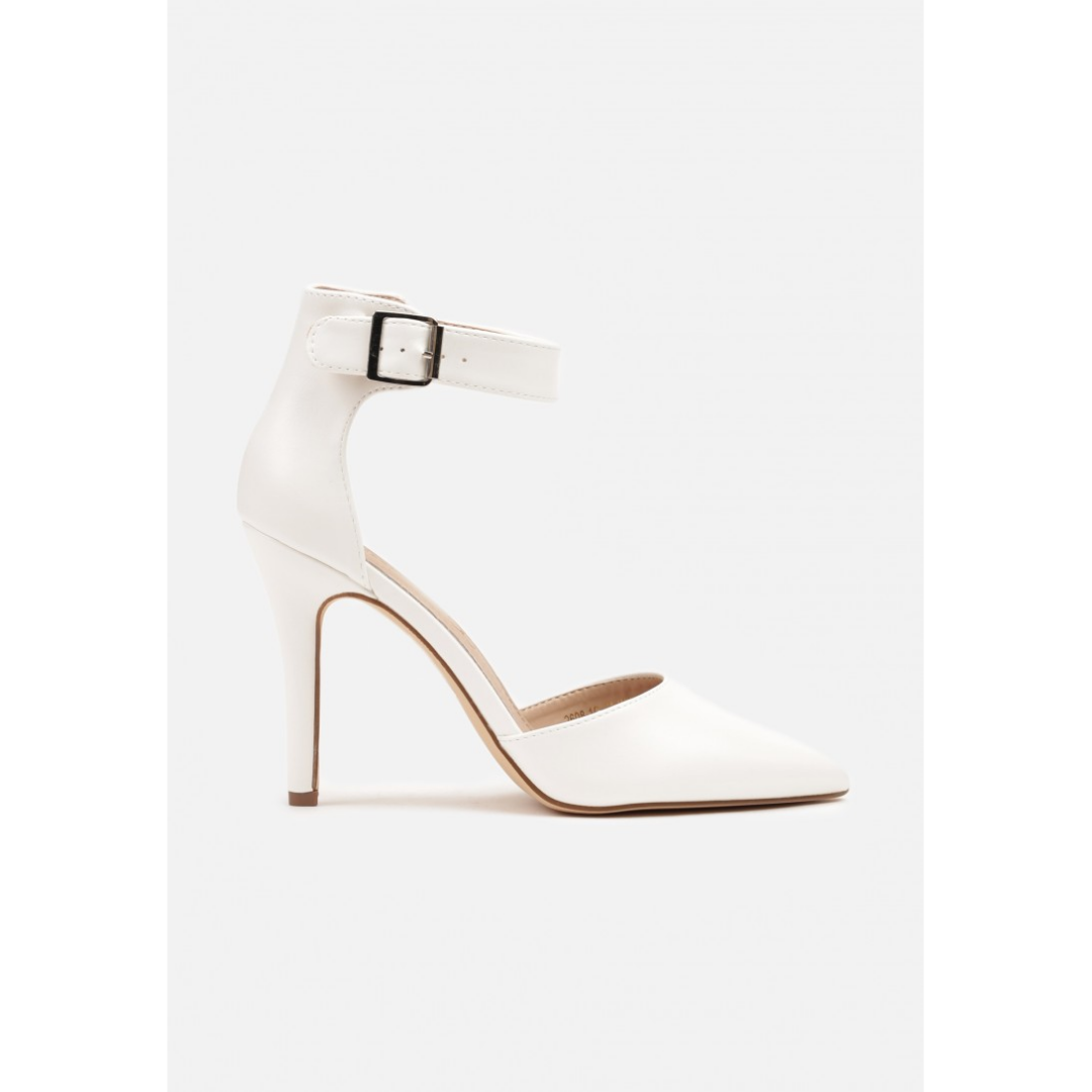 Heeled shoes, white