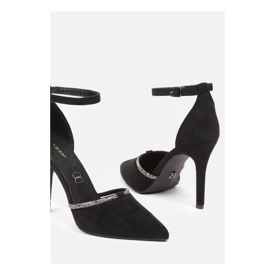 Kontsaga kingad, must