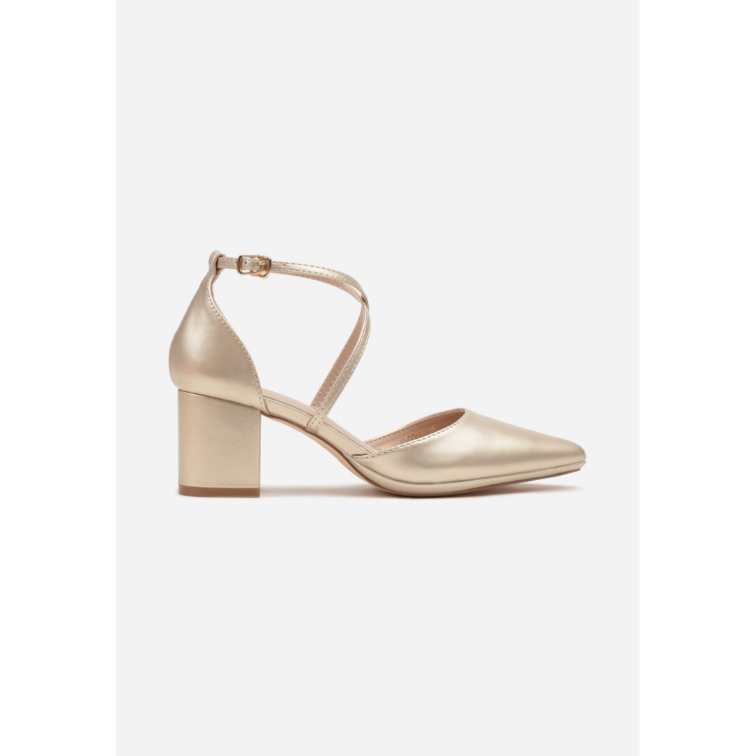 Heeled shoes, gold