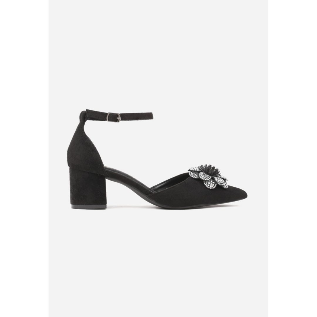 Heeled shoes, black