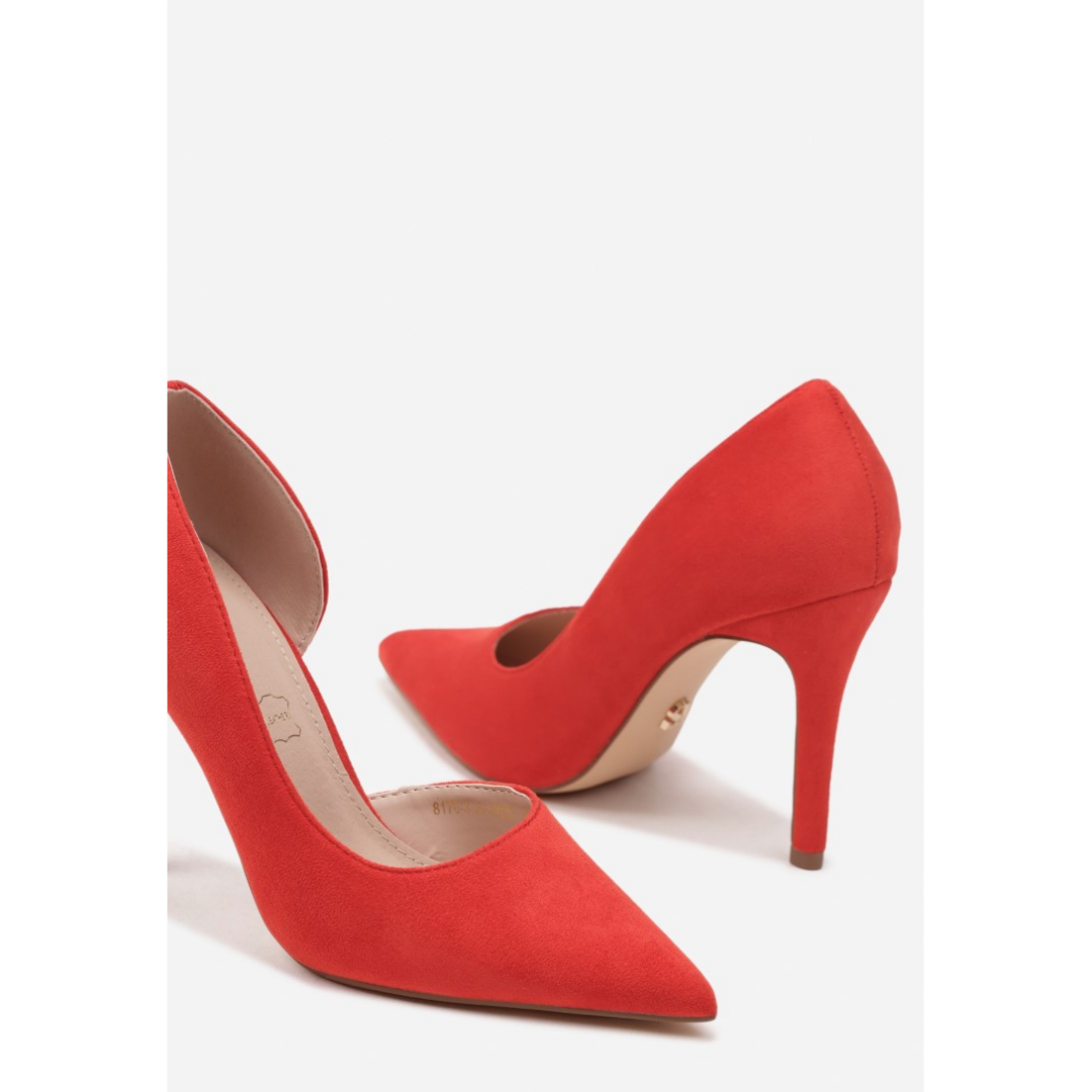 Heeled shoes, red
