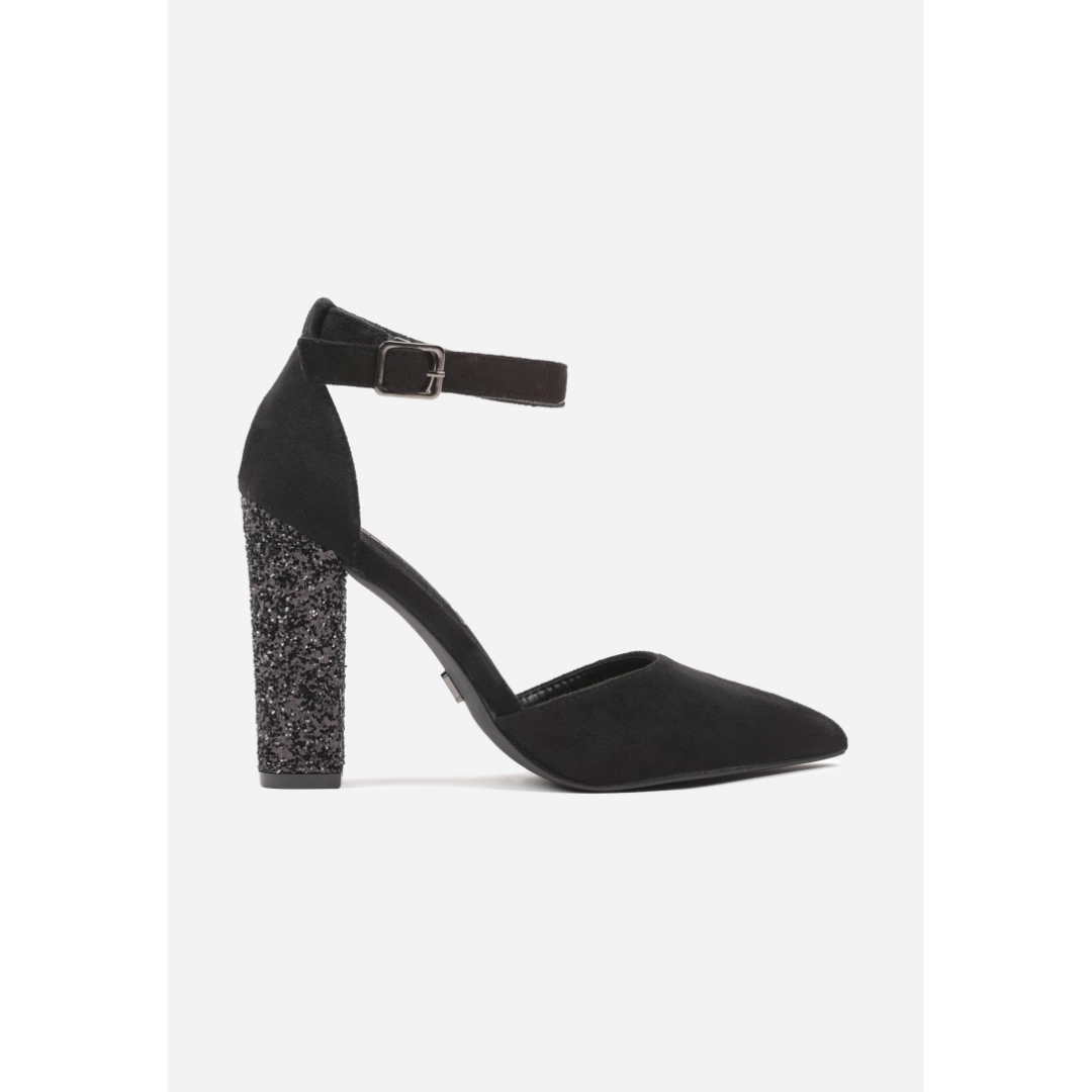 Heeled shoes, black