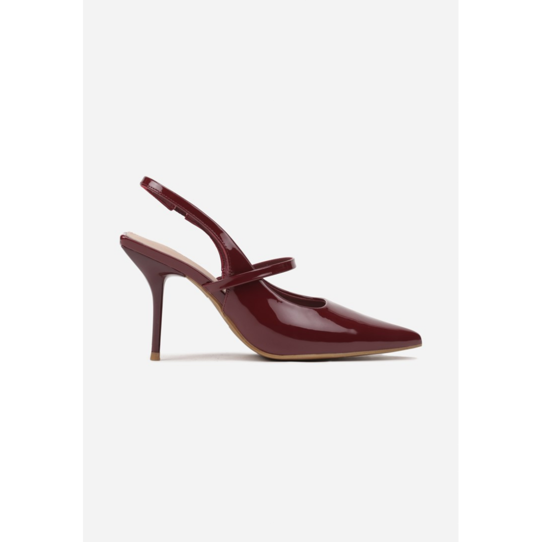 Heeled shoes, red