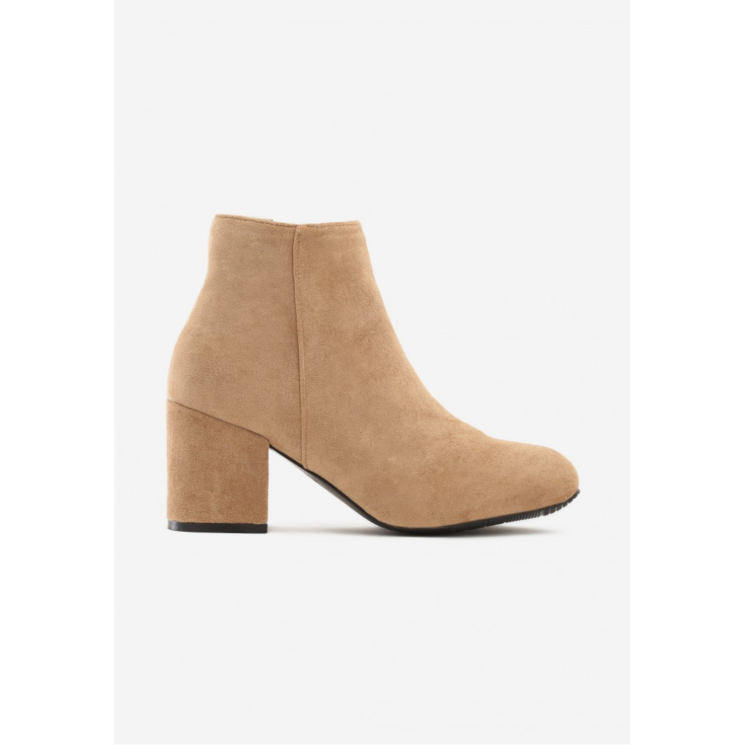 Heeled boots, beige