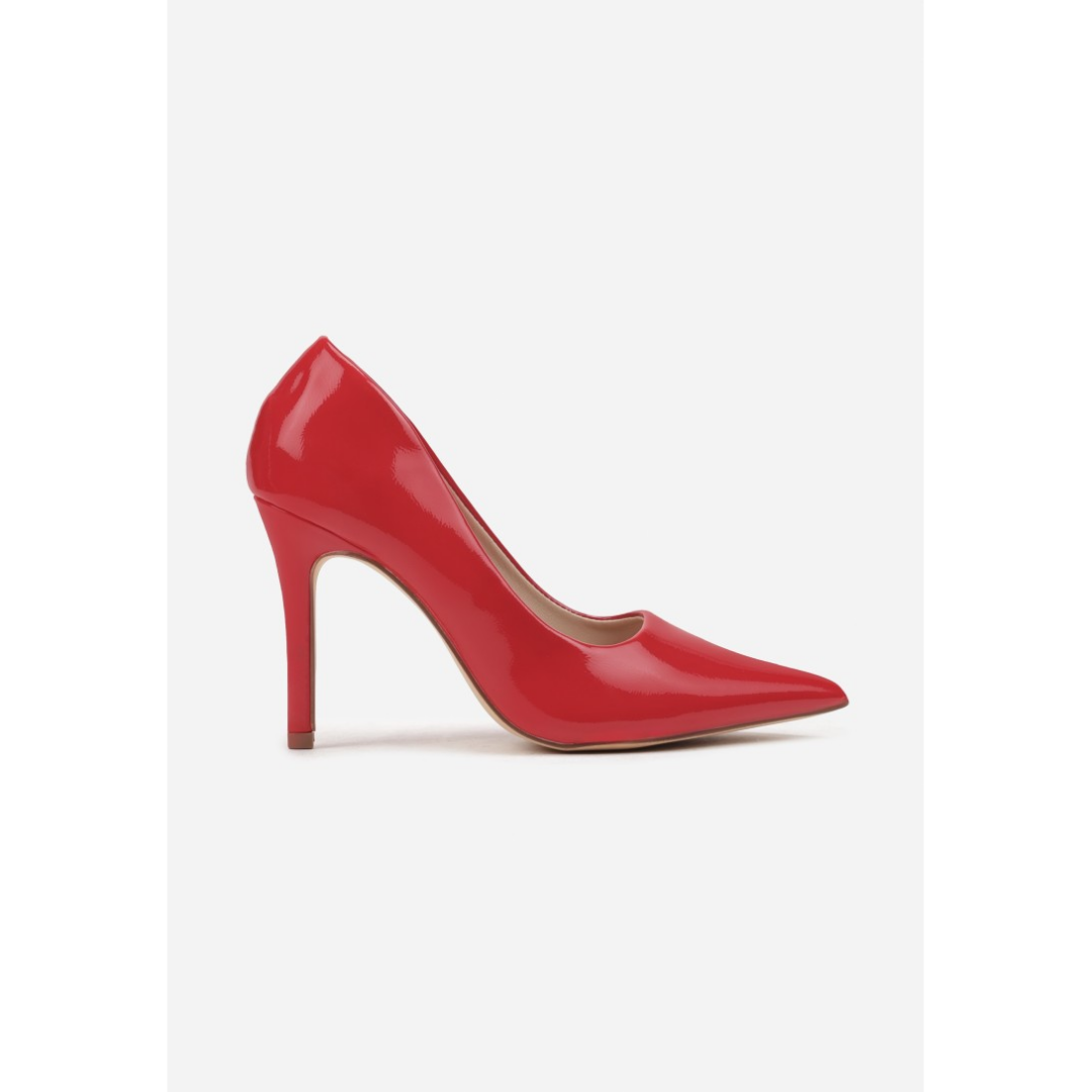 Heeled shoes, red
