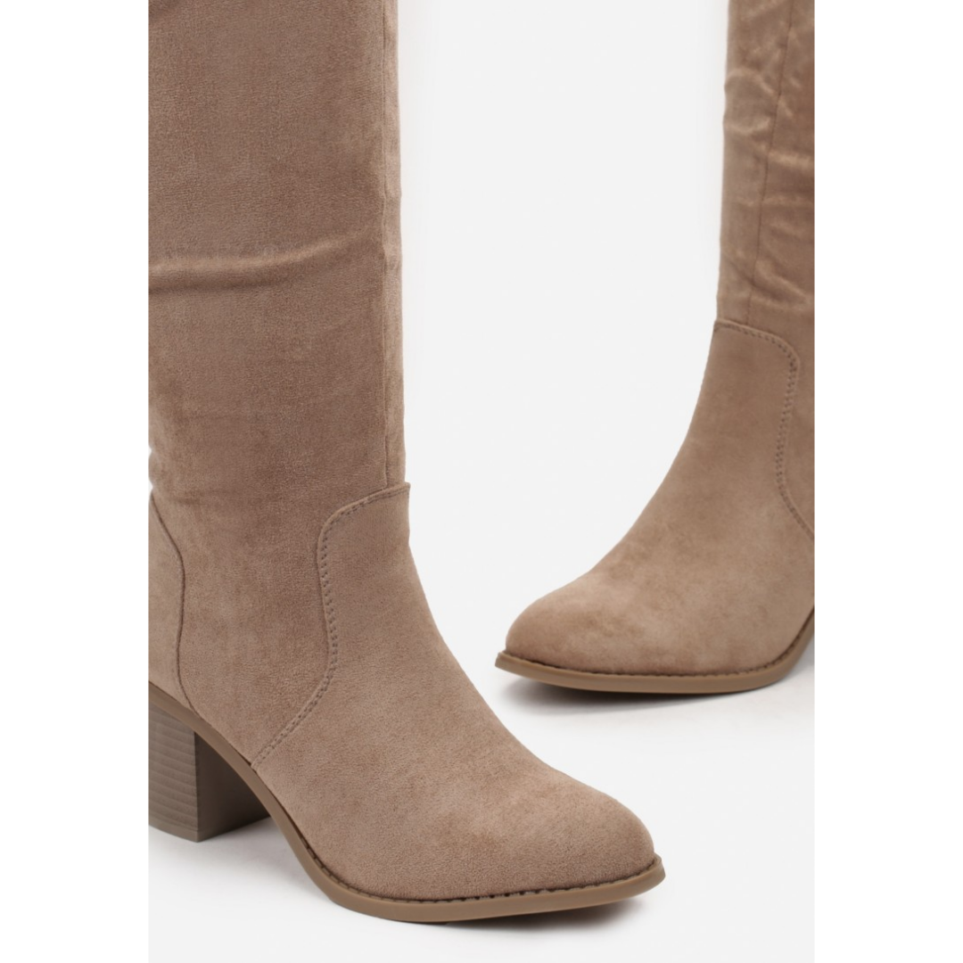 Heeled boots, beige