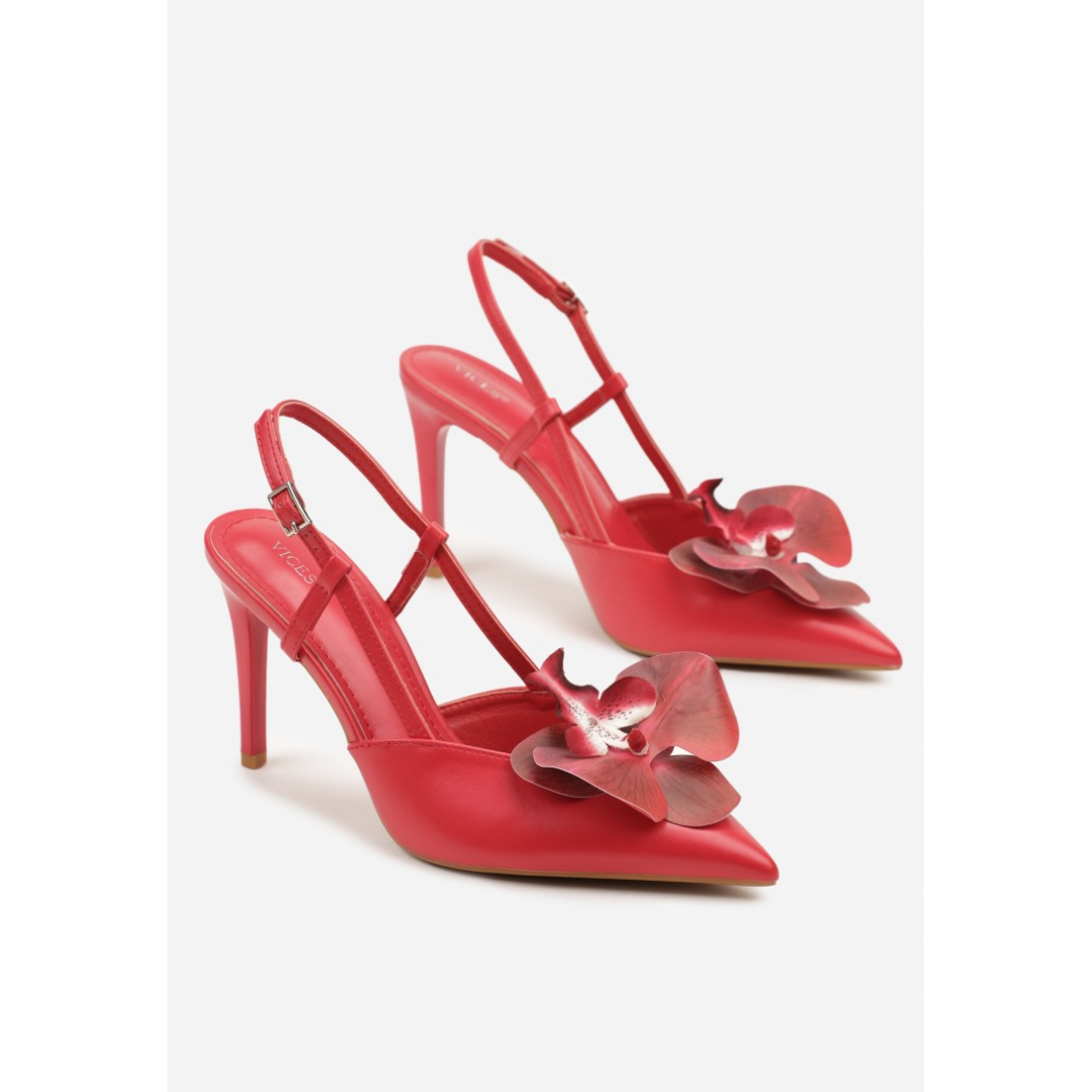 Heeled shoes, red