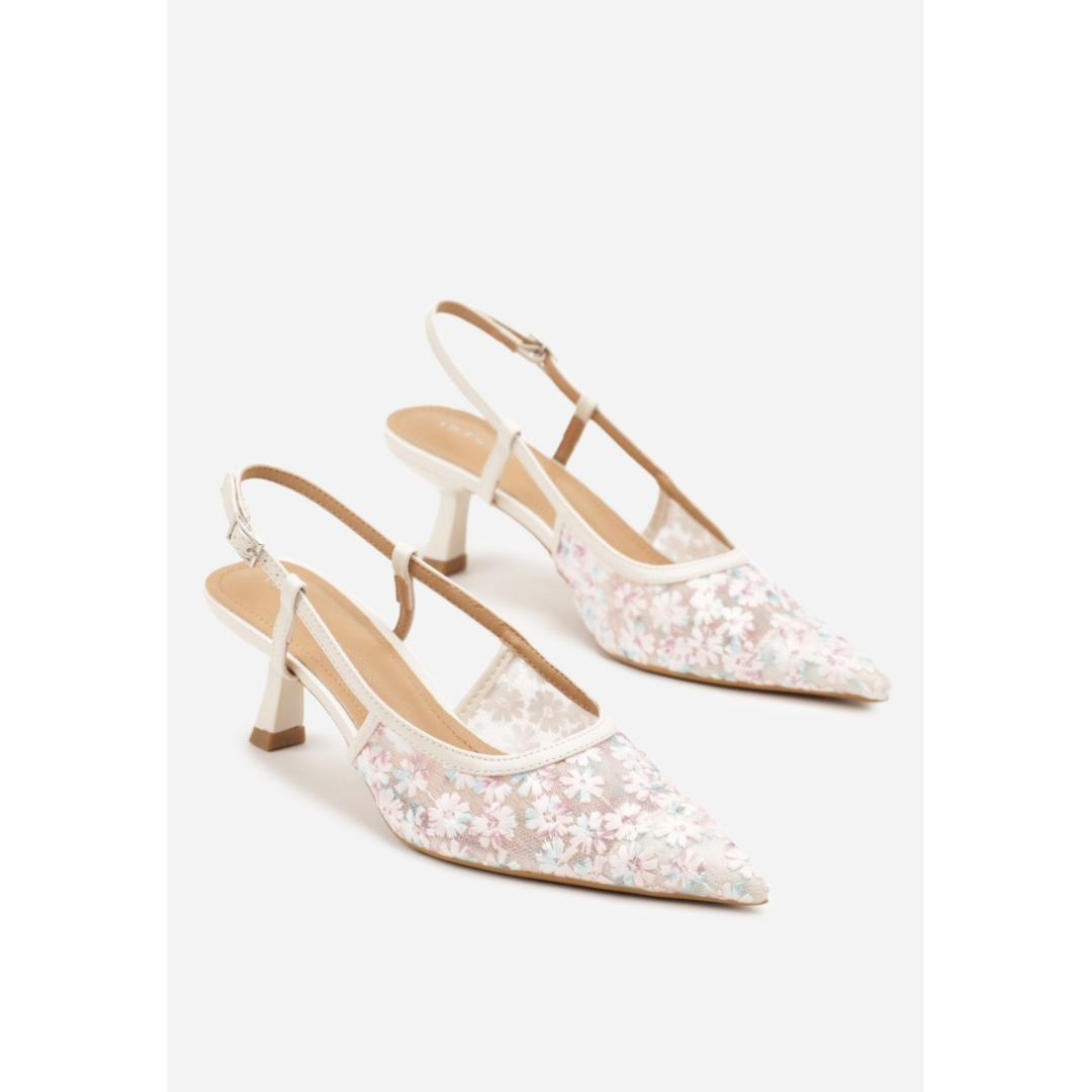 Heeled shoes, beige