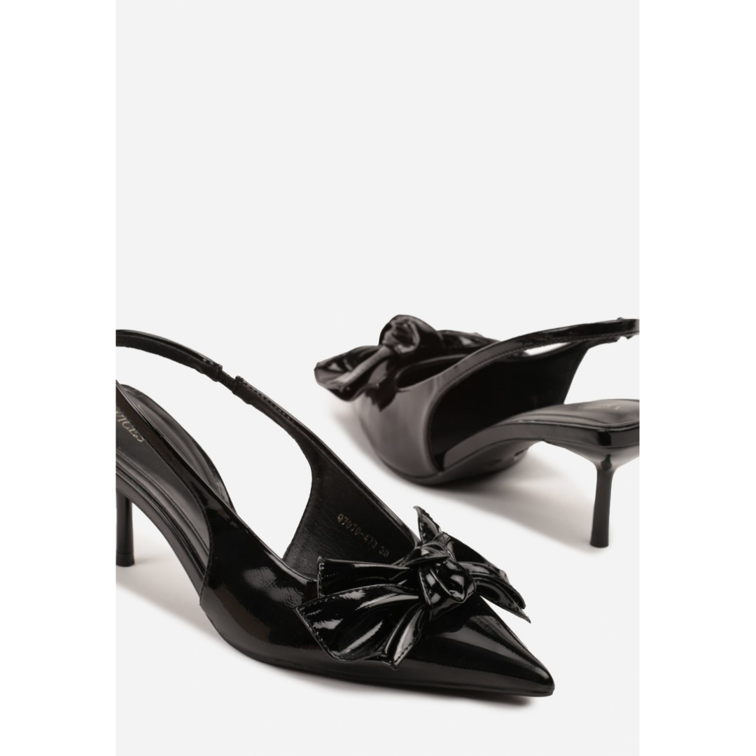 Heeled shoes, black