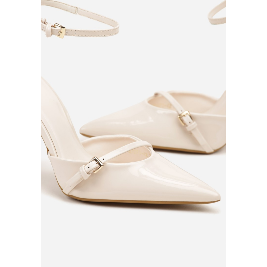 Heeled shoes, beige