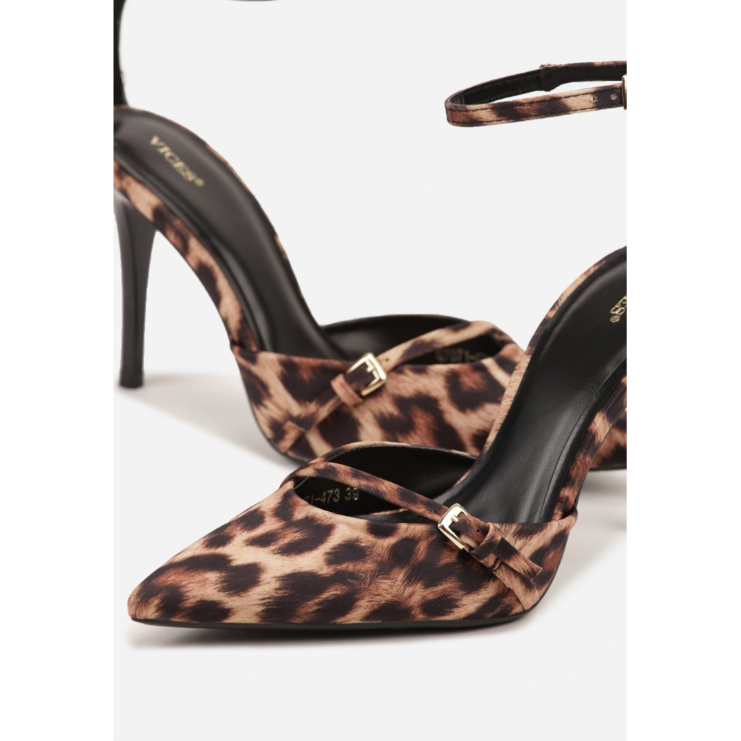 Heeled shoes, multicolored