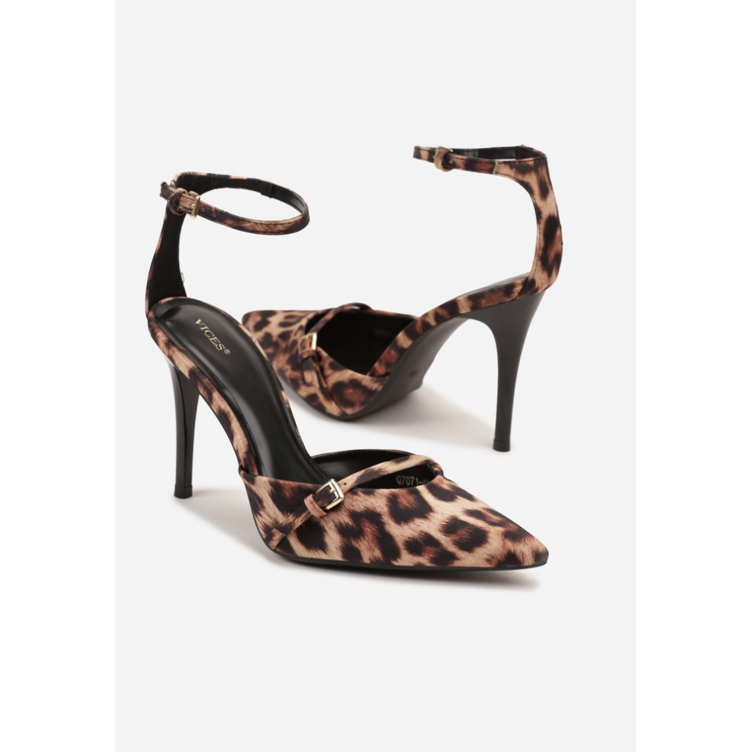 Heeled shoes, multicolored
