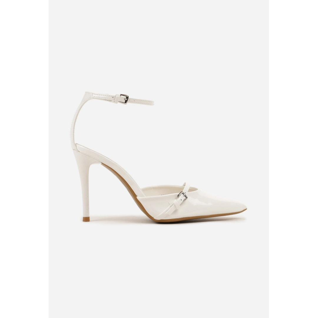Heeled shoes, white