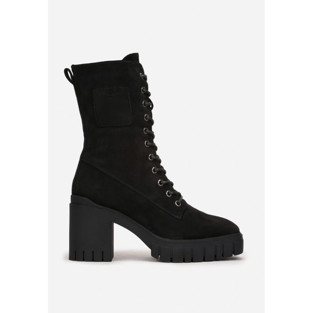 Boots, black