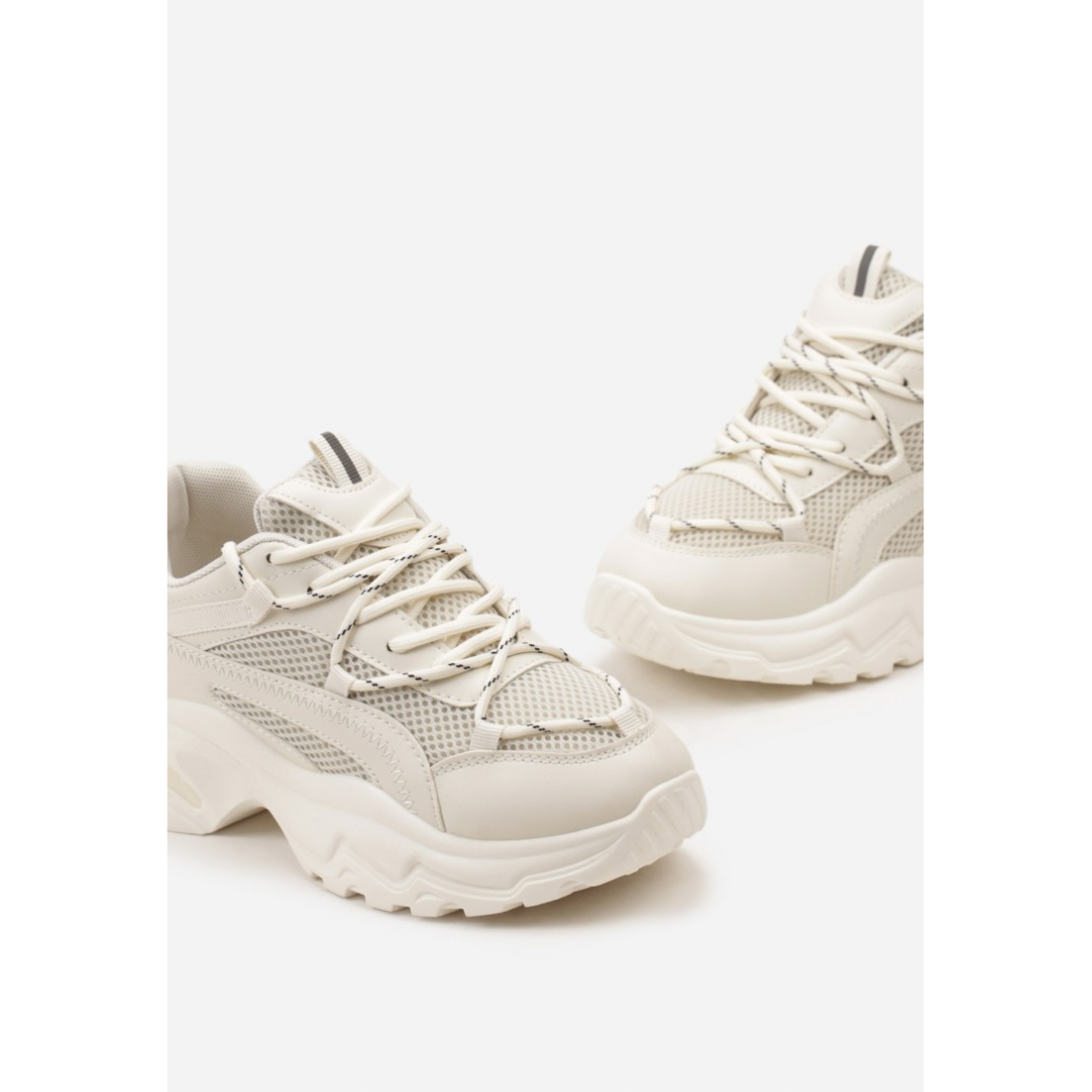 Sneakers, beige