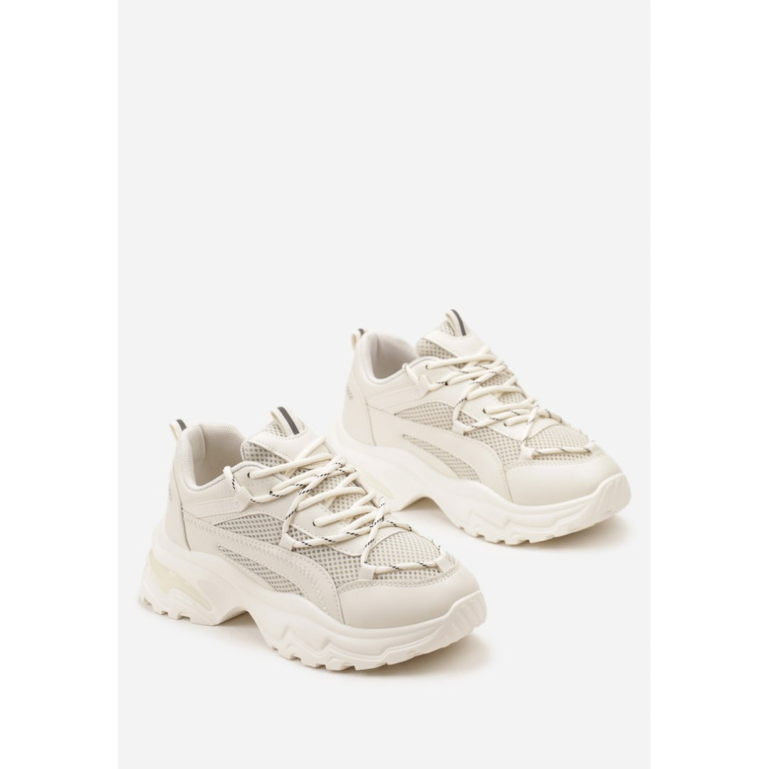 Sneakers, beige