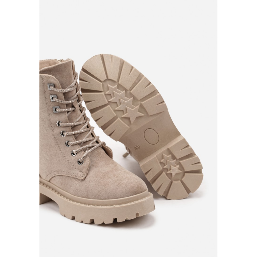 Boots, beige