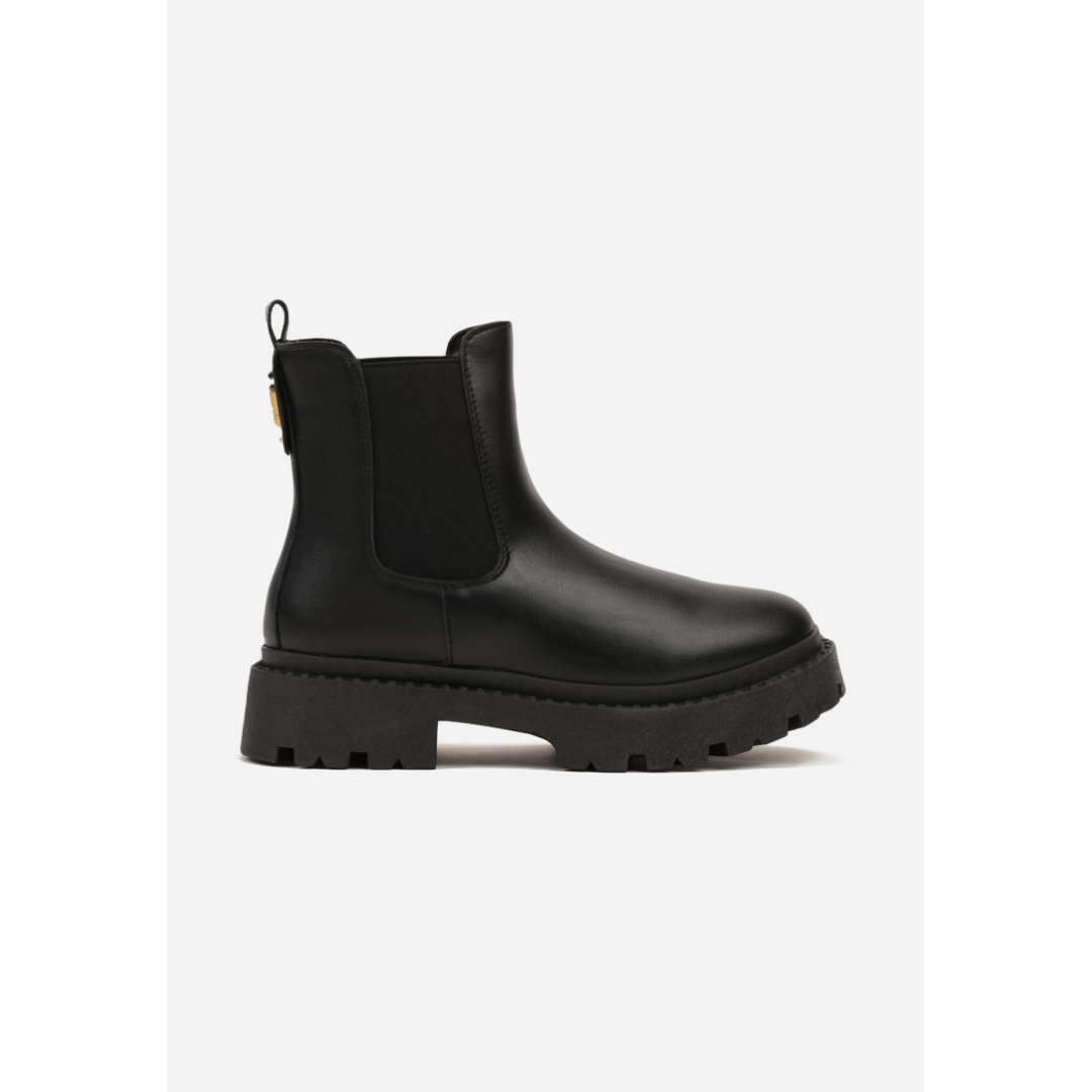 Zābaki, melns
