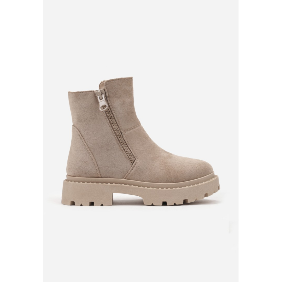 Boots, beige