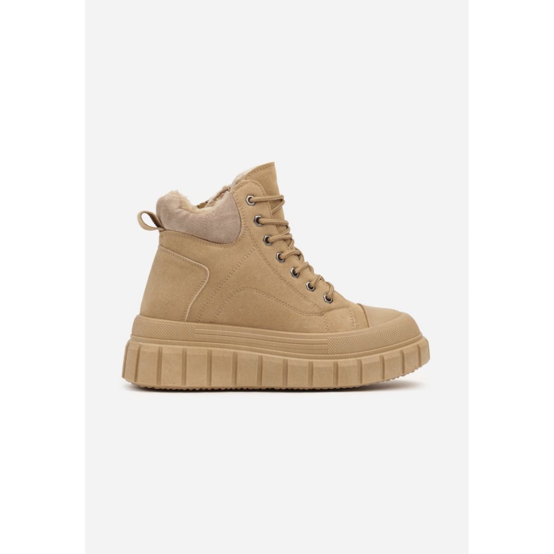 Winter boots, beige