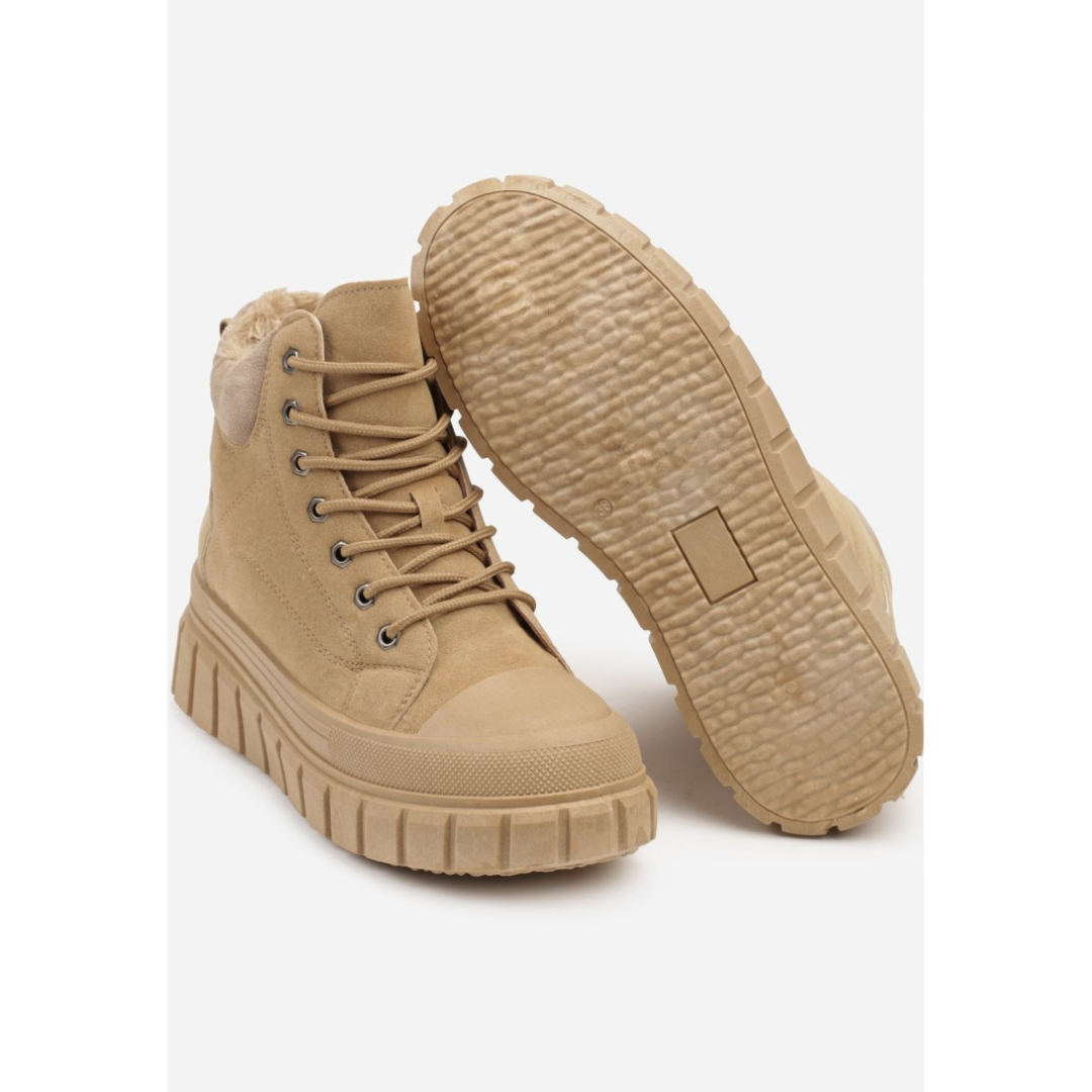 Winter boots, beige