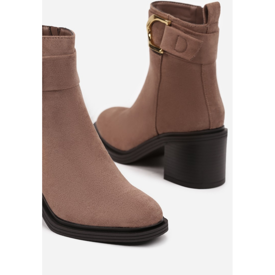 Heeled boots, beige