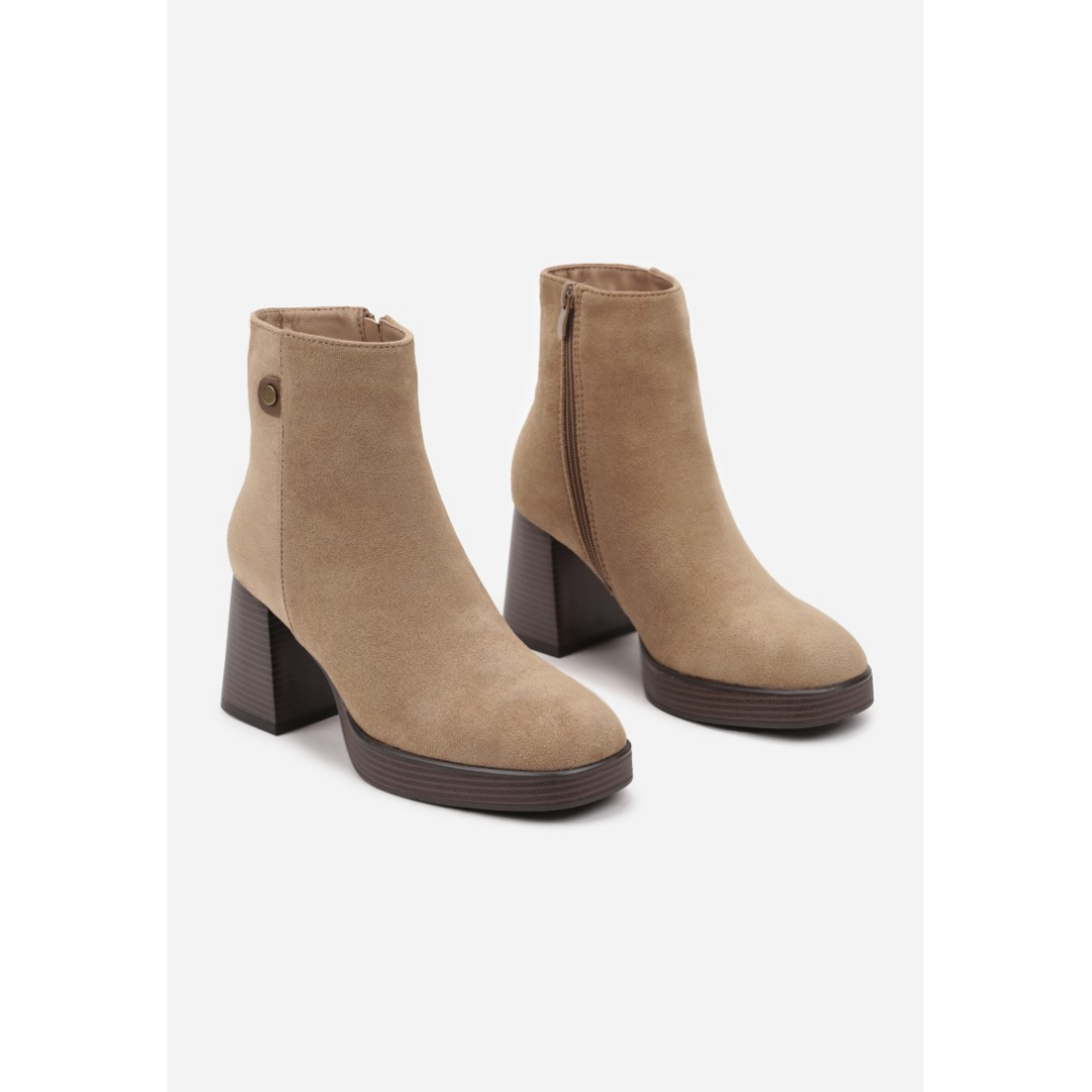 Heeled boots, beige