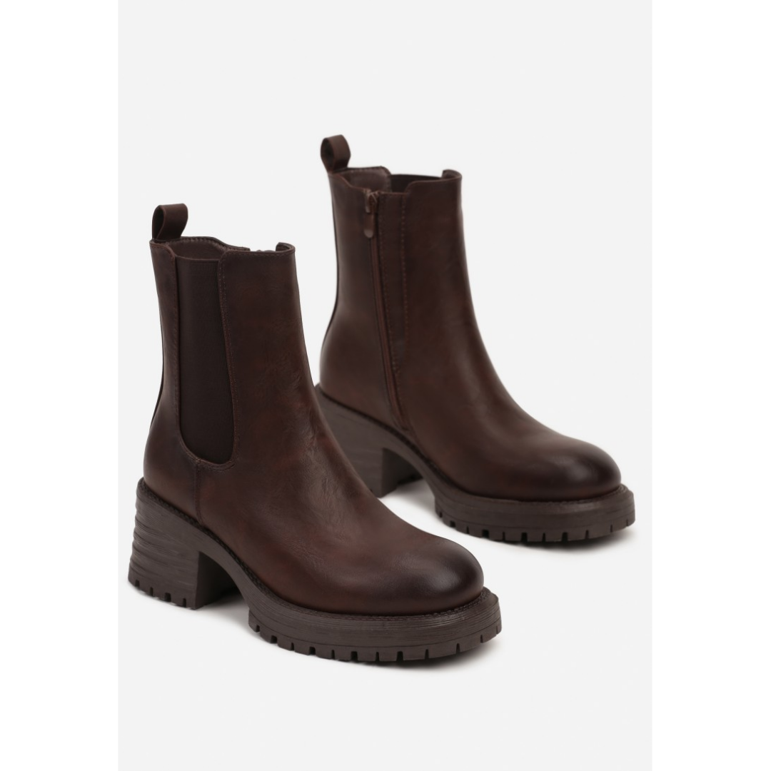 Boots, brown