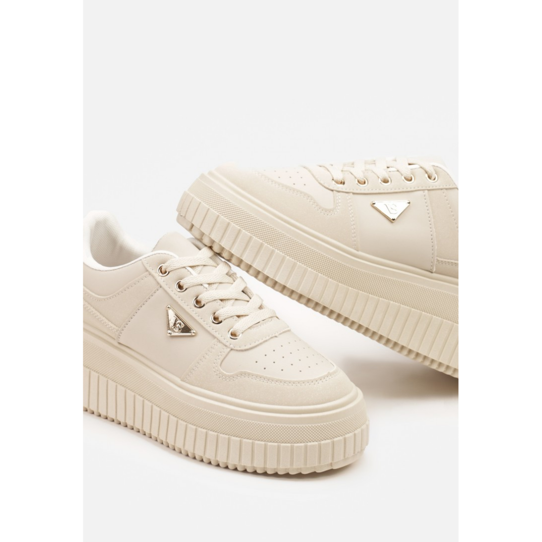 Sneakers, beige
