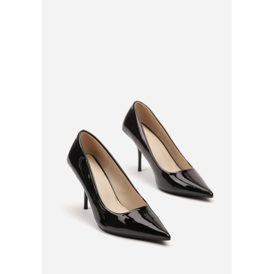Heeled shoes, black