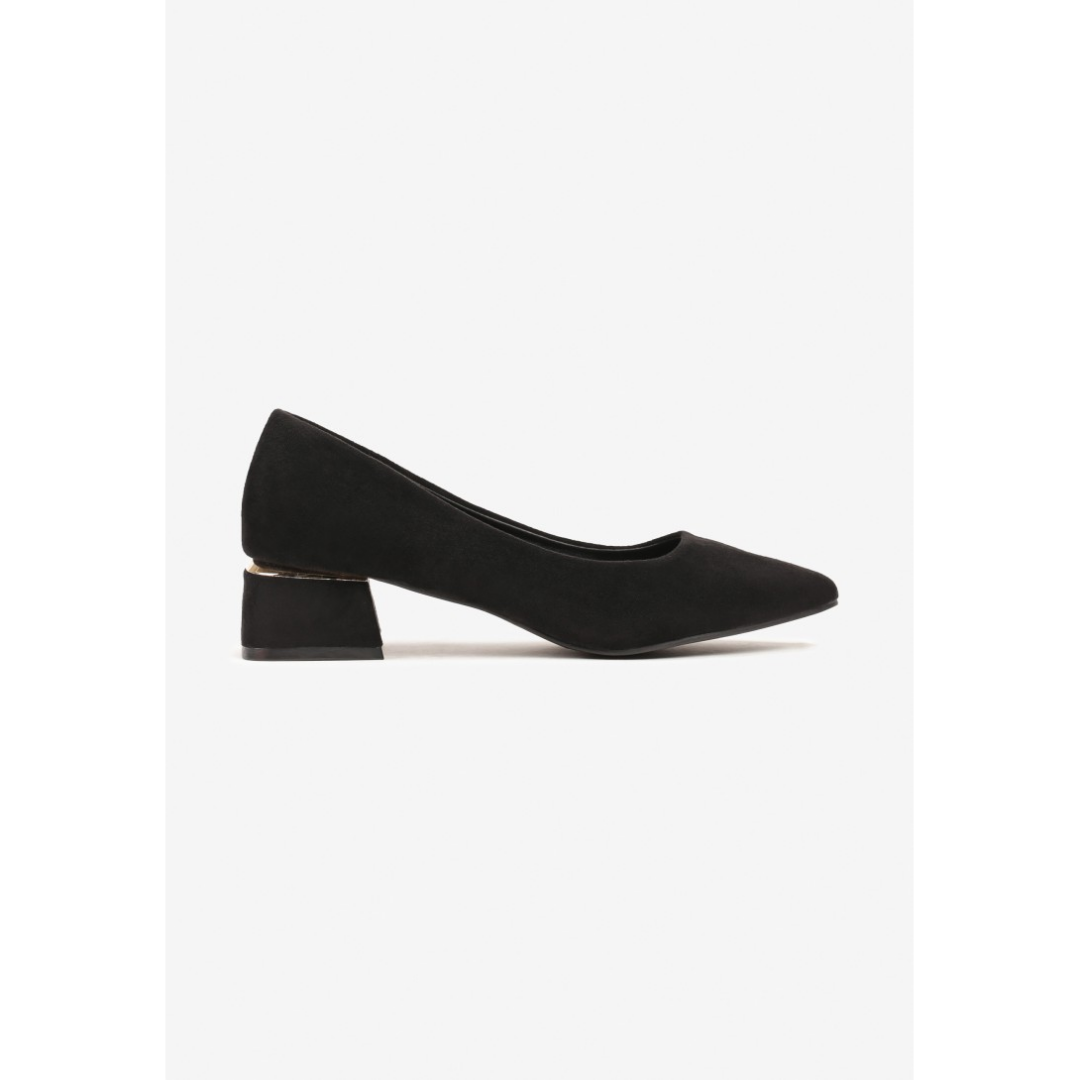 Heeled shoes, black
