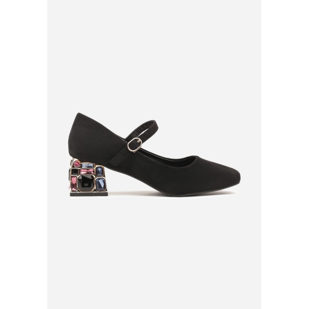Heeled shoes, black