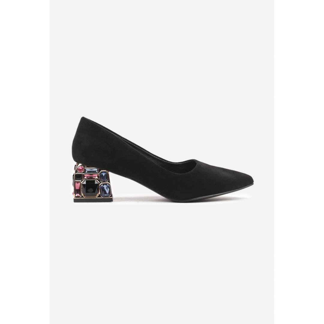 Heeled shoes, black