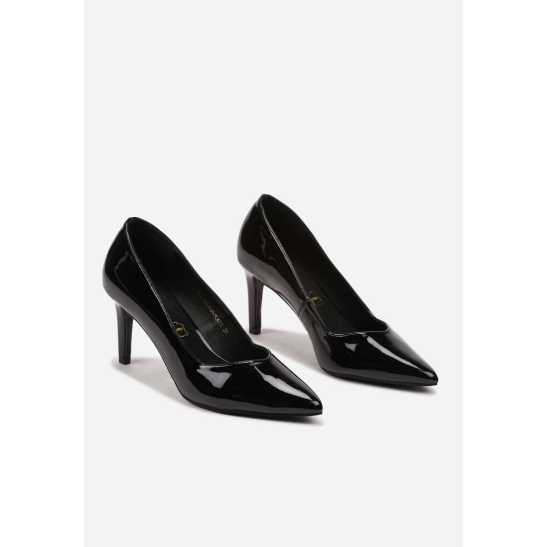Heeled shoes, black