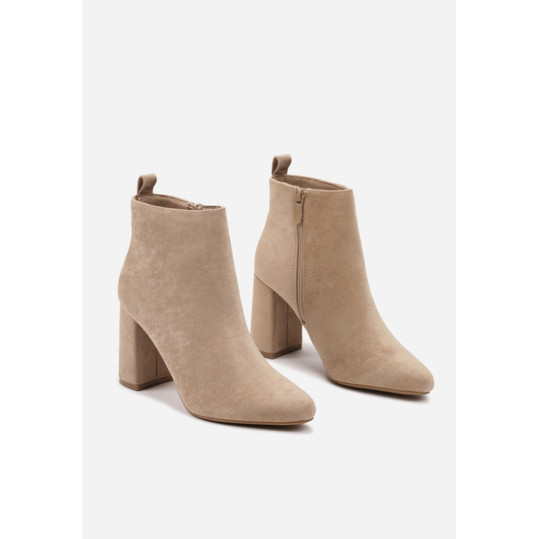 Heeled boots, beige