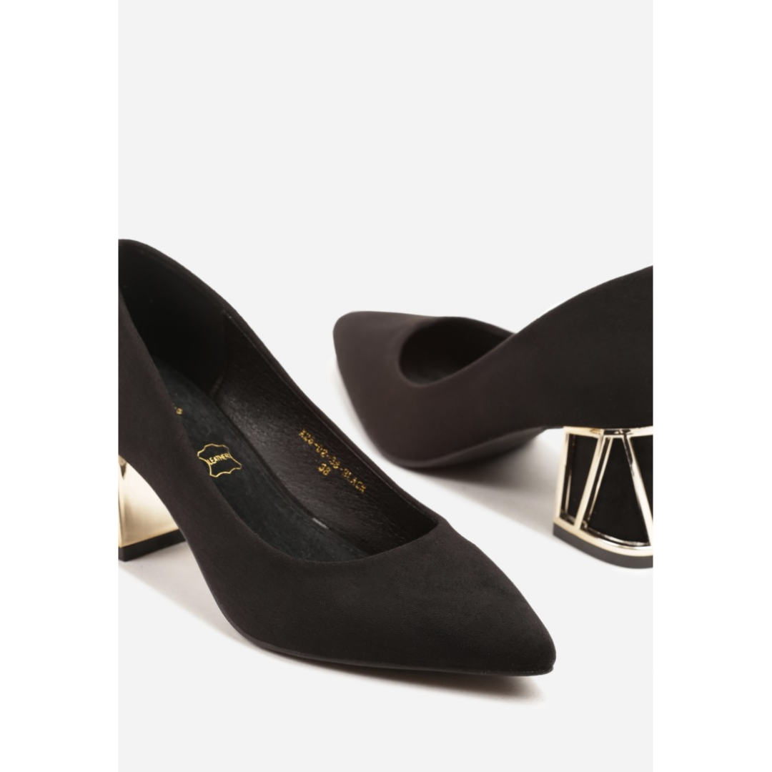 Heeled shoes, black