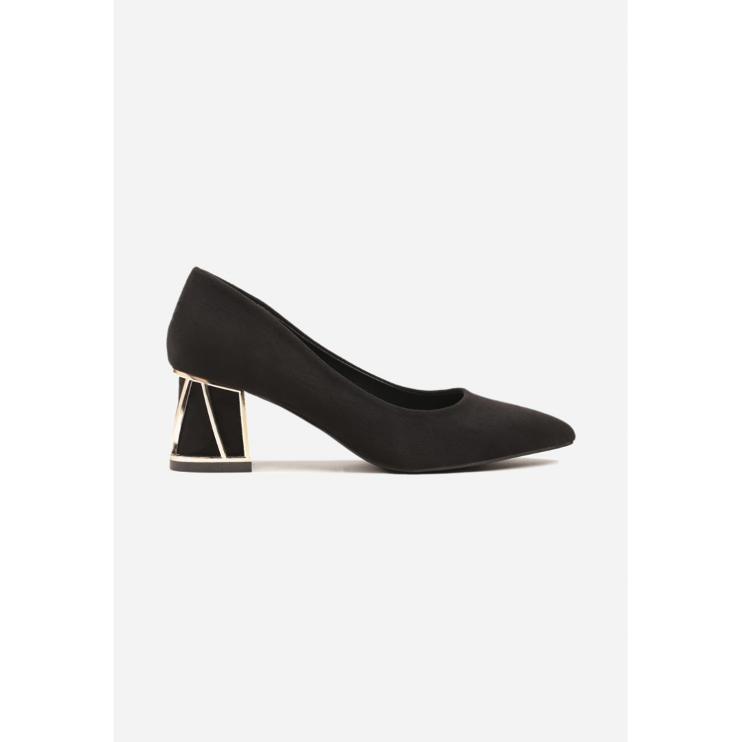Heeled shoes, black