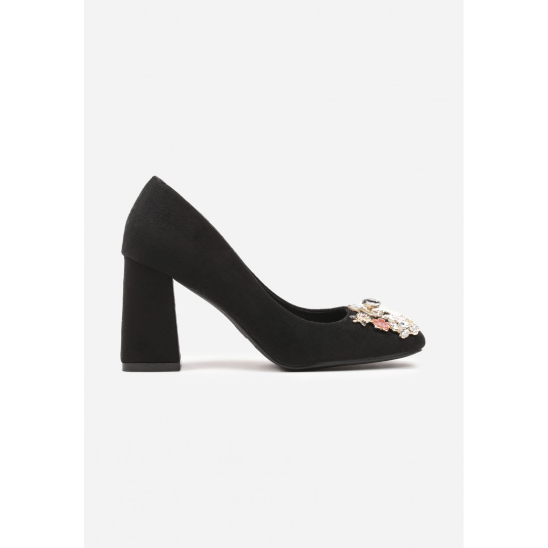 Heeled shoes, black