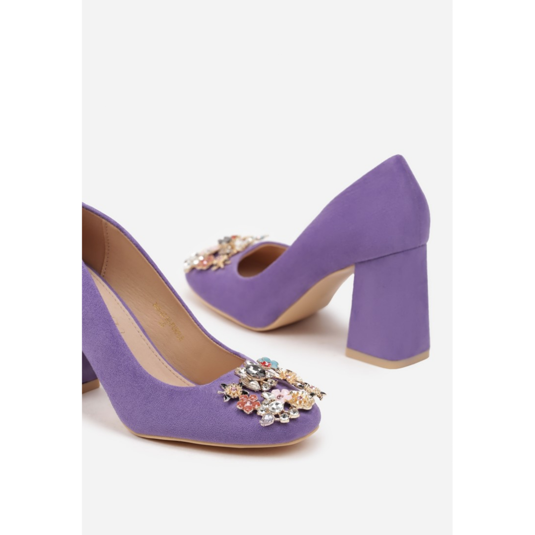 Heeled shoes, purple