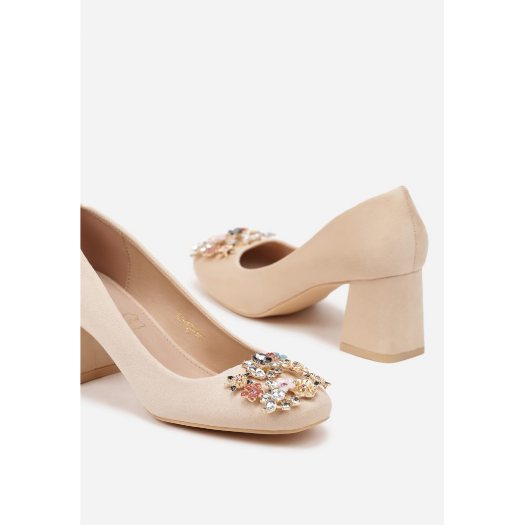 Heeled shoes, beige